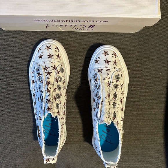 Women’s Blowfish Malibu Shoes - Picture 8 of 11